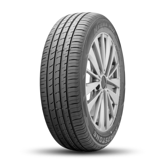 Шины Roadstone  235/45/19  W 95 N'Fera RU1